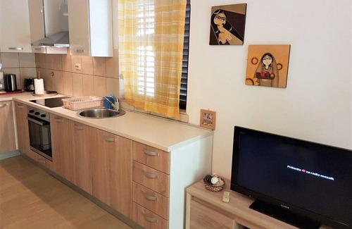 Cove Osibova (Milna) House | Villa Dean: Family-Friendly Stay Just 80m From the Beach