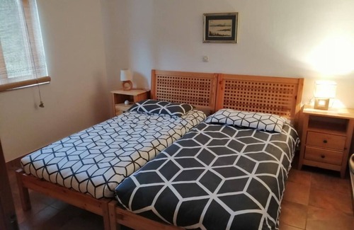 Cove Osibova (Milna) House | Villa Dean: Family-Friendly Stay Just 80m From the Beach
