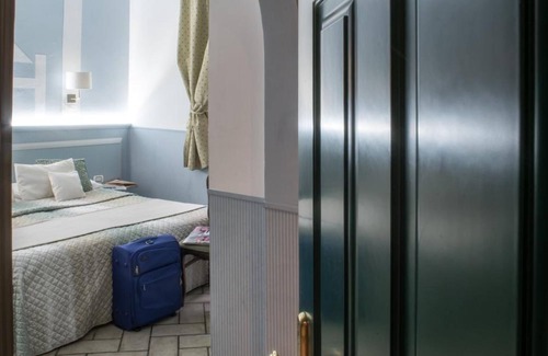 Castel Gandolfo Hotel | Villa Degli Angeli: Family-Friendly Stay with Breakfast Included