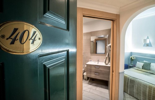 Castel Gandolfo Hotel | Villa Degli Angeli: Family-Friendly Stay with Breakfast Included