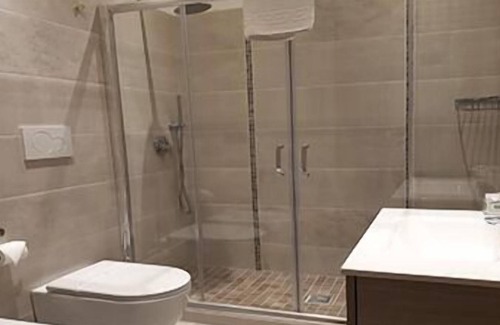 Castel Gandolfo Hotel | Villa Degli Angeli: Family-Friendly Stay with Breakfast Included