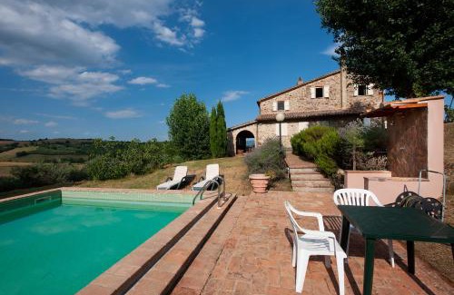 Todi Villa | Serene Oceanfront Retreat at Villa degli Artisti