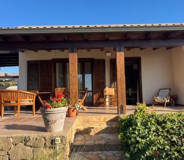 Custonaci House | Oceanfront Villa dei Colori: Guest Rated 9.7/10