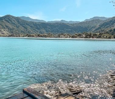 Praia de Barequecaba House | Villa Dei Fiori: Oceanfront Retreat with Private Pool