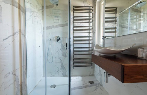 Pietrelcina Bed & Breakfast | Experience Villa dei Tigli Resort & SPA with Pool and Spa