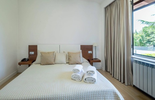 Pietrelcina Bed & Breakfast | Experience Villa dei Tigli Resort & SPA with Pool and Spa