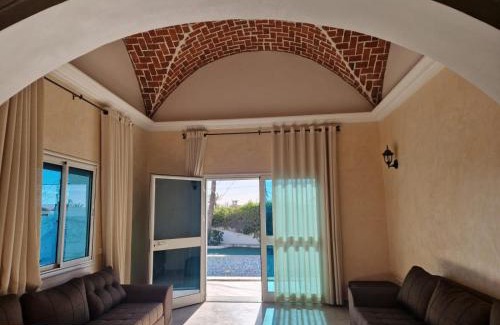 Djerba Midun Villa | Relax at Villa Dejerba Midoun: Oceanfront with Pool Access