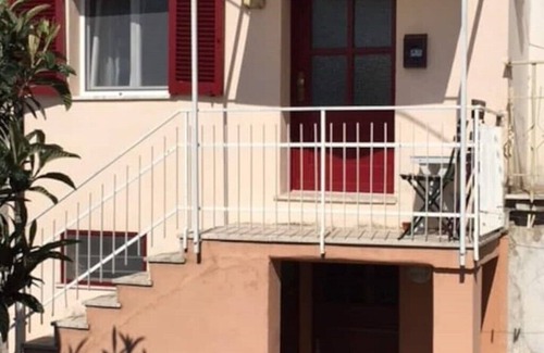 Rupoli House | Villa del Monte: Cozy Holiday Home with Garden & Pet-Friendly
