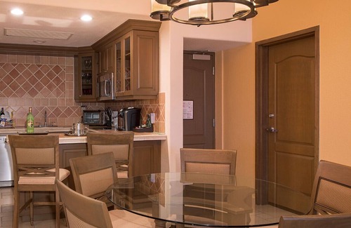 El Marasal Condo | Discover Villa del Palmar: Ideal Suite in Loreto