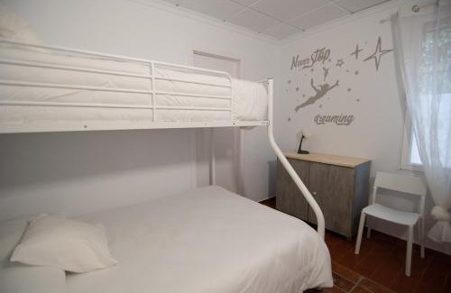 Deltebre Villa | Discover Villa del Riu: Oceanfront Getaway with Pool