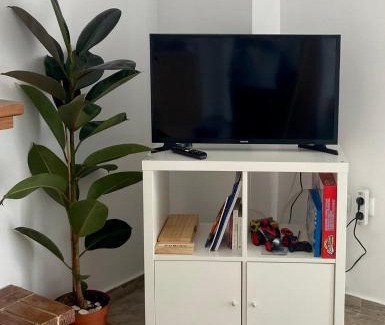 Aipeia Apartment | Villa Delfini: 4-Star Escape with Pet-Friendly Amenities