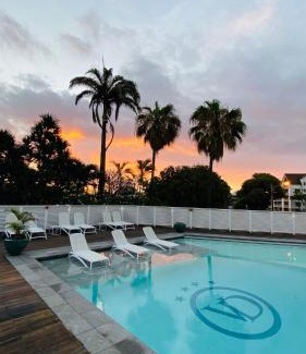Centre-Ville Hotel | Relax at Villa Delisle Hôtel & Spa with Oceanfront Views