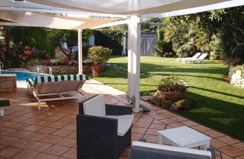 Merine Villa | Discover Villa delle Camelie: Perfect for Families & Relaxation
