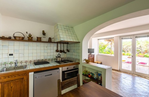 Anacapri Villa | Villa Delle Ninfeee: Family-Friendly Stay with Breakfast