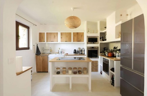Ajaccio Villa | Discover Villa Deluxe: Oceanfront Retreat in Ajaccio