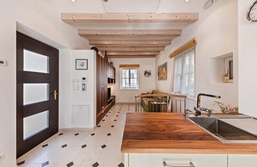 Old Town Villa | Idyllic Villa 'Dependance Runkelstein' with Scenic Mountain Views