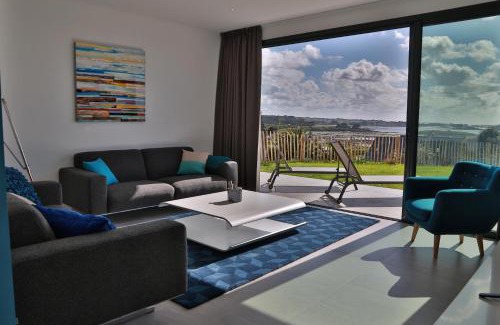 Pleumeur-Bodou Villa | Discover Villa des Agapanthes: Pet-Friendly Retreat Awaits