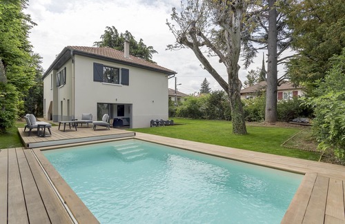 Tassin-la-Demi-Lune Villa | Villa des Croisettes - Guest Rated 10/10 with Pool & Spa