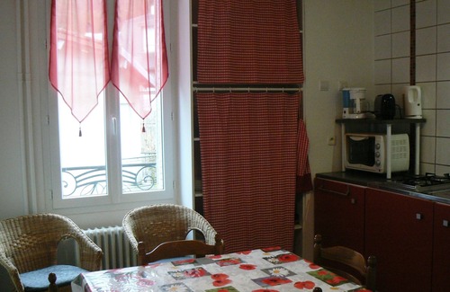 La Bourboule Apartment | Tranquil La Bourboule Apartment with Ocean View for 4