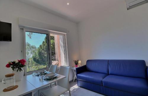 La Croix-Valmer Apartment | Oceanfront Escape at Villa des Fontenelles - 4-Star Comfort