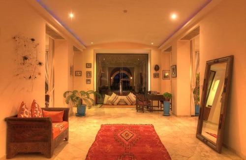 Tassoultante House | Villa des Senteurs - Idyllic Estate with Pool & Jacuzzi