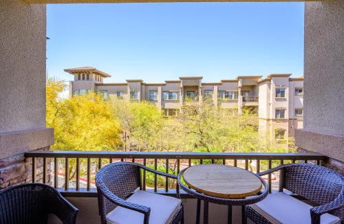 Desert Ridge Apartment | Inviting Villa Desert Ridge Condo with Pool & Breakfast