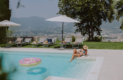 Cunettone-villa Villa | Beautiful Villa with Private Pool & Lake Views, Sleeps 13