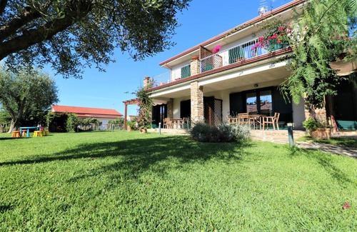 Marina di Ascea Apartment | Family-Friendly Villa di Marinella - 4 Star Stay with Top Ratings