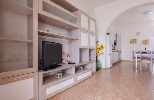 Torre Lapillo Villa | Villa Diamante Torre Lapillo: Air Conditioning & Wi-Fi Included
