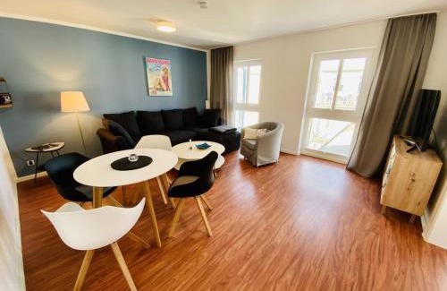 Warnemuende Apartment | Villa Diana: Family-Friendly Getaway Near the Beach