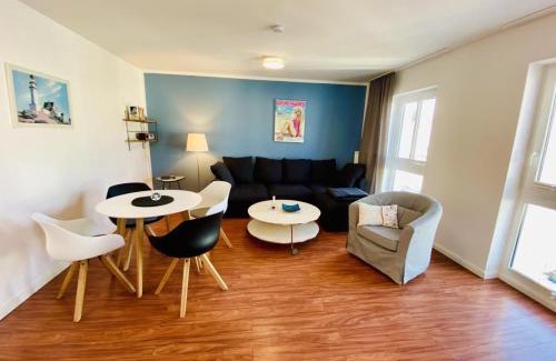 Warnemuende Apartment | Villa Diana: Family-Friendly Getaway Near the Beach
