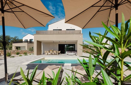 Kras Villa | Villa DIVA I with private pool