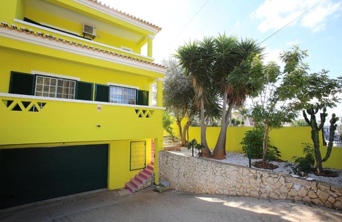 Silves Villa | Experience Villa do Lago: Oceanfront Getaway with Pool