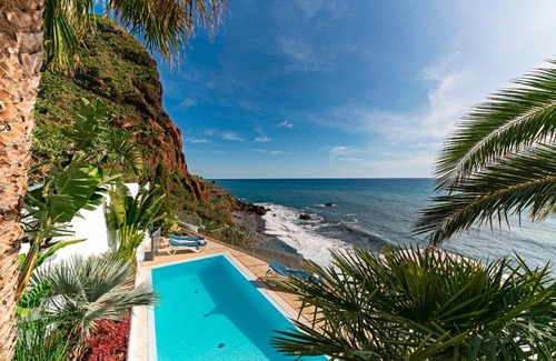 Arco da Calheta Villa | Seaside Bliss at Villa do Mar II - 4-Star Gem with Ocean Views