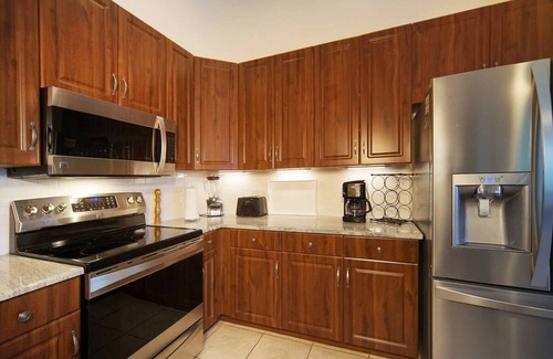 Cape Coral Villa | Villa Dolphin Bay: Breathtaking Water Views & Top Amenities