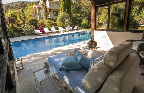 Gondomar Villa | Exclusive Villa with Private Pool, Steps from the Beach
