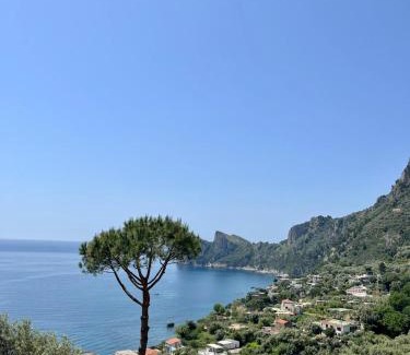 Nerano Apartment | Villa Donna Giulia: Family-Friendly Retreat with Hot Tub
