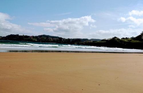 Dorneda Villa | Villa Dorneda: Pet-Friendly Retreat with Top Guest Ratings