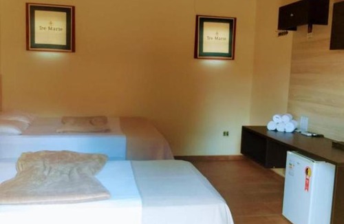 Boituva Hotel | Villa Dos Pinhais Hotel: Pet-Friendly Getaway with Pool