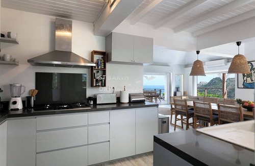 Mont Morne de Vitet Villa | Villa Dreamtime: Ideal Retreat for Families and Friends