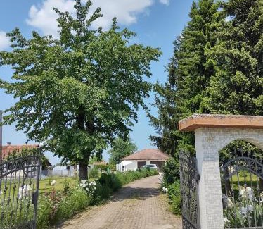 Brdovec House | Discover Villa Drenje: Family and Pet-Friendly Retreat