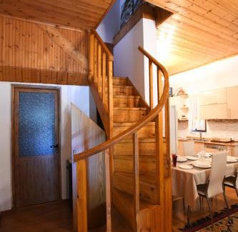 Berat Apartment | Top-Rated Villa Droboniku: Family-Friendly Retreat Awaits
