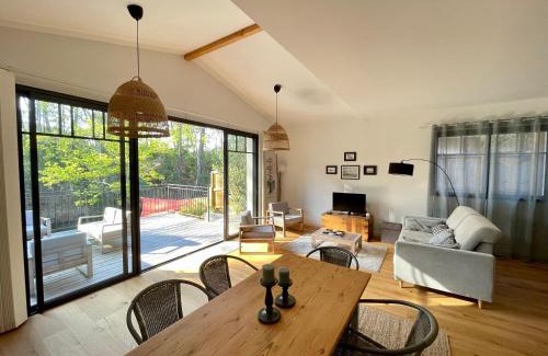 Cazaux Villa | Family-Friendly Villa du Canal: Guest Rated 9.8/10