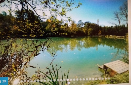 Aix-en-Provence Villa | Villa du Lac: Pet-Friendly Retreat with Pool & Lake Views