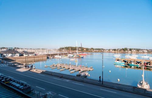 La Trinite-sur-Mer Apartment | Family-Friendly HILLIET T4 with Oceanfront Views
