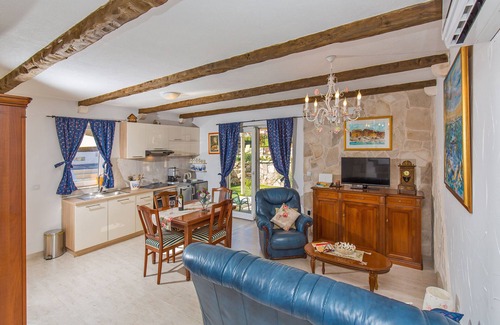 Mocici House | Discover Villa Dubrovnik Chalets with Oceanfront Views