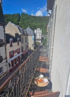 Mont-Dore Apartment | Family-Friendly Villa Duchatel with Relaxing Hot Tub