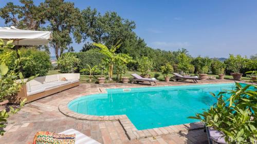 Monte Castello di Vibio Villa | Villa Due Vigne 8: Oceanfront Getaway with Pool & Pets Allowed