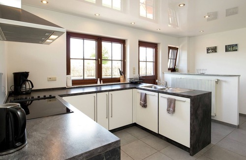 Sankt-Vith House | Relaxing Holiday Home in the Ardennes with Spa and Pool