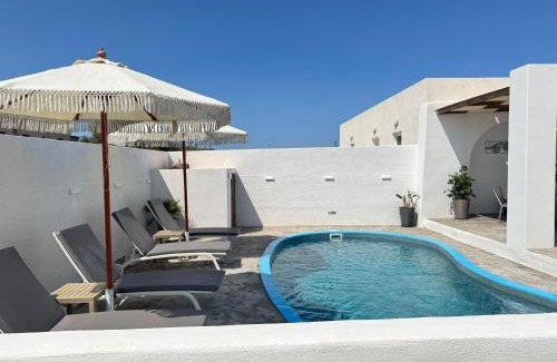 Vlychada Villa | Villa Echedra: Oceanfront Escape with Pool & 9.7/10 Rating